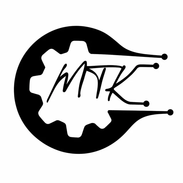 La imagen de partida de MTK: un engranaje negro dentro de un círculo con líneas de circuito y las letras MTK, sobre blanco